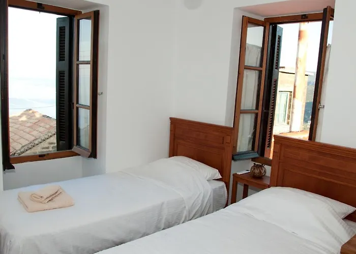 ヴィラ Pyrgos Fassea Towerhouse *