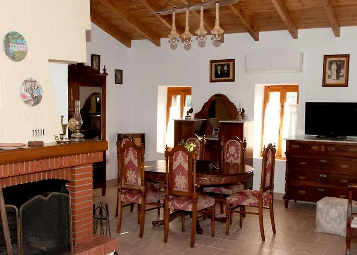 Pyrgos Fassea Towerhouse